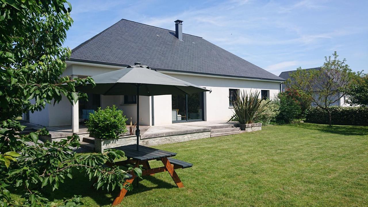 Maison L'Allee Des Arums Oloron-Sainte-Marie Exterior foto